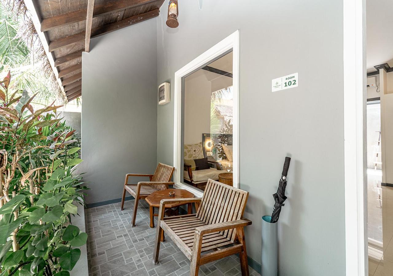 Tropical Tree 호텔 Fehendhoo 외부 사진