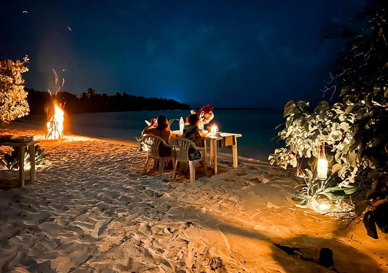 Tropical Tree 호텔 Fehendhoo 외부 사진